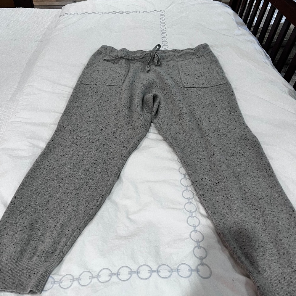Ann Taylor cashmere joggers